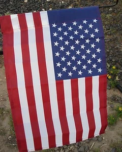 Spring U.S.A. GARDEN FLAG 12" X 18" ( VIBRANT COLORS ) - Picture 1 of 5