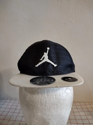 Air Jordan 篮球帽黑色白色婴儿可调节刺绣 — 第 1/4 张图片