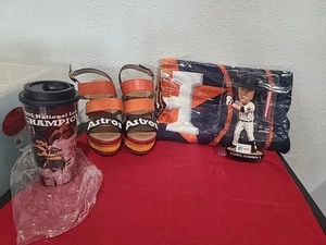 Vintage💝 Houston Astros 16oz Plastic Mug,Towel, shoe size 7,Lot 4, Rare🔥🔥! - Picture 1 of 11