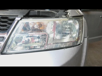Used Left Headlight Assembly fits: 2011 Dodge Journey Left Grade B Foto 1 de 4