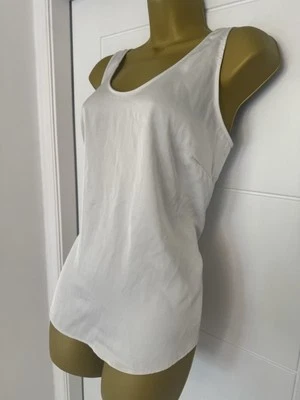 Chaleco H&M Marfil Sin Mangas Cuello Redondo Cami Talla M Ligero y Minimalista Foto 1 de 4