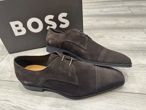 Hugo BOSS Theon Derby pelle bovina scamosciata UK 9 (EU 43) stringate marrone scuro - Foto 1 di 11