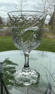 Raro vaso de vino con monograma de cristal de roca pesado corte Webb - Imagen 1 de 18