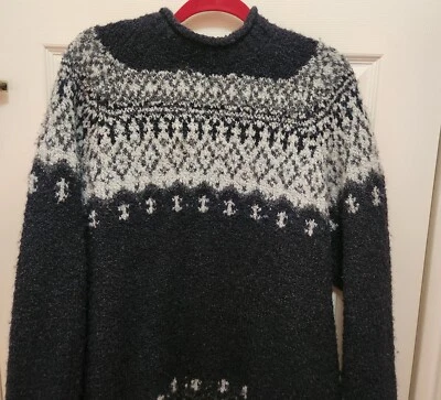 Structure Vintage Urban Wear Sweater M  - Image 1 of 4