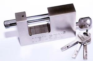 Roller Shutter Padlock Solid Heavy Duty 4 keys 90mm Steel Container - Picture 1 of 5