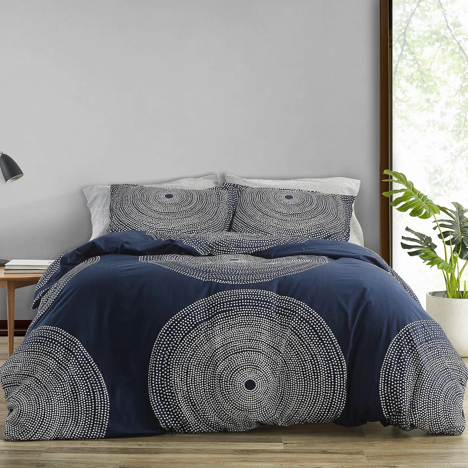 Marimekko 221437 Fokus Comforter Set Navy Full/Queen