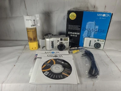 Minolta DiMAGE S414 4MP Digital Camera with 4x Optical Zoom Parts Or Repair Only - Image 1 of 4