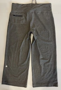 Lululemon Y2K Damen weites Bein grau Cropped Yoga Hose/Shorts Größe 8 - Bild 1 von 9