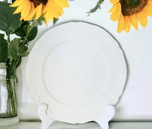 Vintage Villeroy & Boch MANOIR weiß gewellter Vitro Porzellan Salatteller - Bild 1 von 9