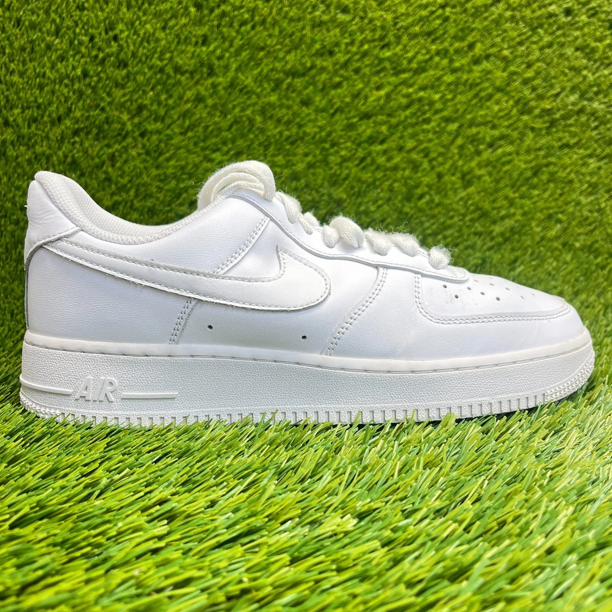 Nike Air Force 1 07 Low White for sale | eBay