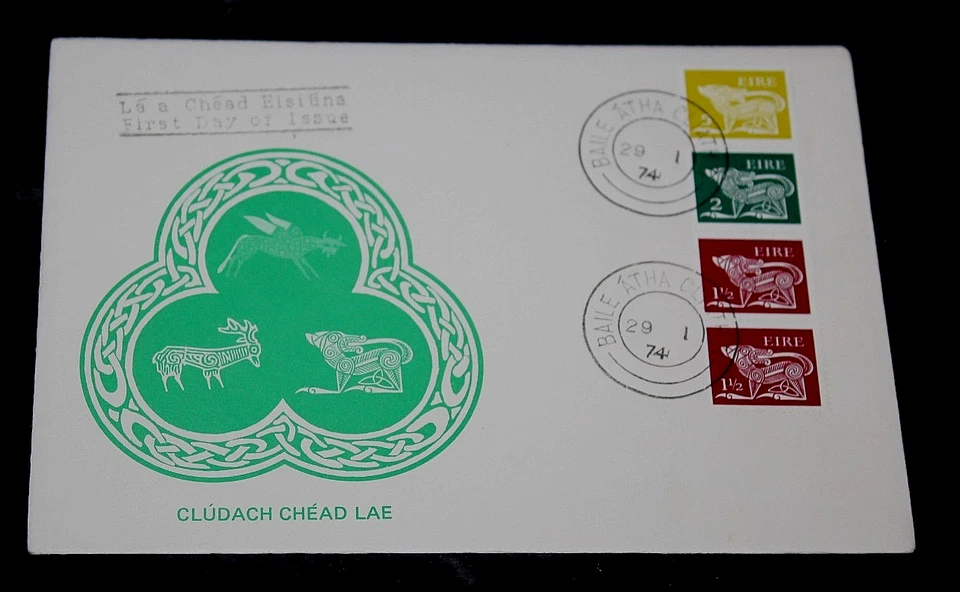 ИРЛАНДИЯ 1974 НОВЫЕ ОПРЕДЕЛЕНИЯ ПОЛОСКА ИЗ 4 ВЫПУСКОВ НА АРФЕ ОБЛОЖКА ПЕРВОГО ДНЯ, - Изображение 1 из 1
