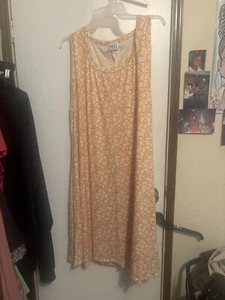 Hübsches Damenkleid von TMG Größe 1X Midilänge orange und weiß mit Blumen - Bild 1 von 2