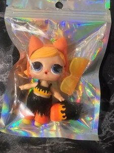 LOL Surprise Puppen Fyre Lights Glitzer Serie mit Sonnenbrille, Katzen Stirnband & Tasse - Bild 1 von 5