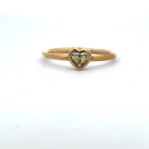 Pandora Shine Radiant Heart Ring 167089CSY Size 9 (60) Authentic BNWOT - Picture 1 of 1