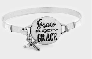 Neu Boutique Grace Upon Grace Damenarmband brüniertes Silber Haken - Bild 1 von 1