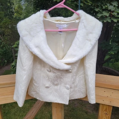 NUEVO CON ETIQUETAS Chaqueta para mujer White House Black Market blanca damasco cuello de piel sintética talla 10 Foto 1 de 4