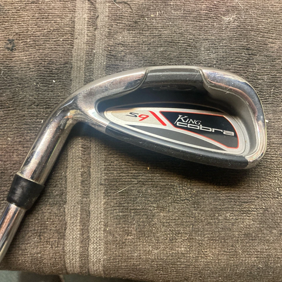King Cobra S9 4 Iron with Steel Regular shaft left handed. Good shape! - Image 1 of 4