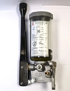 CLHA-20-DD1 Manual Grease Pump Unit for NLGI #0, #00, #000, 600ml, Machine Mount - Picture 1 of 10