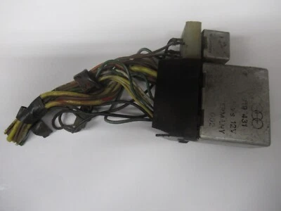 Relé de cinturón de seguridad Porsche / VW BOSCH 0 335 412 002 133 919 431 Foto 1 de 4