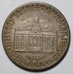 1946 Iowa Commemorative Half Dollar M529 - Picture 1 of 2