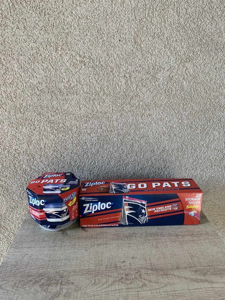 Conjunto de bolsas de freezer deslizantes NFL New England Patriots Ziploc 1 galão e dois recipientes - Imagem 1 de 4