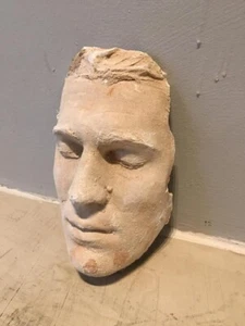 Máscara de la muerte francesa de tamaño natural de 1900 de un hombre - Imagen 1 de 6