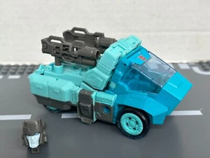 Transformers Generations Titans Return Deluxe Class SERGEANT KUP & FLINTLOCK - Picture 1 of 3
