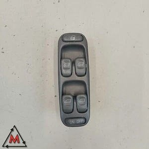 Pulsantiera alzavetro anteriore sinistra VOLVO V70 MK1 1996-2000 USATA (96469) - Foto 1 di 8