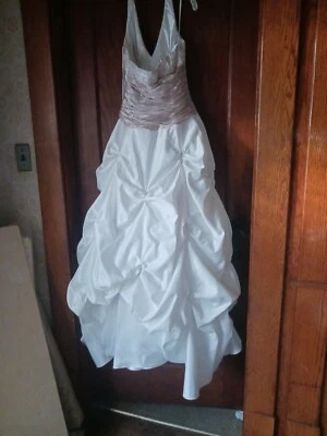 Jump NWT Prom Wedding Formal Ball Pagent Gown Halter Lace Ivory Jr Size 3/4 - Image 1 of 4