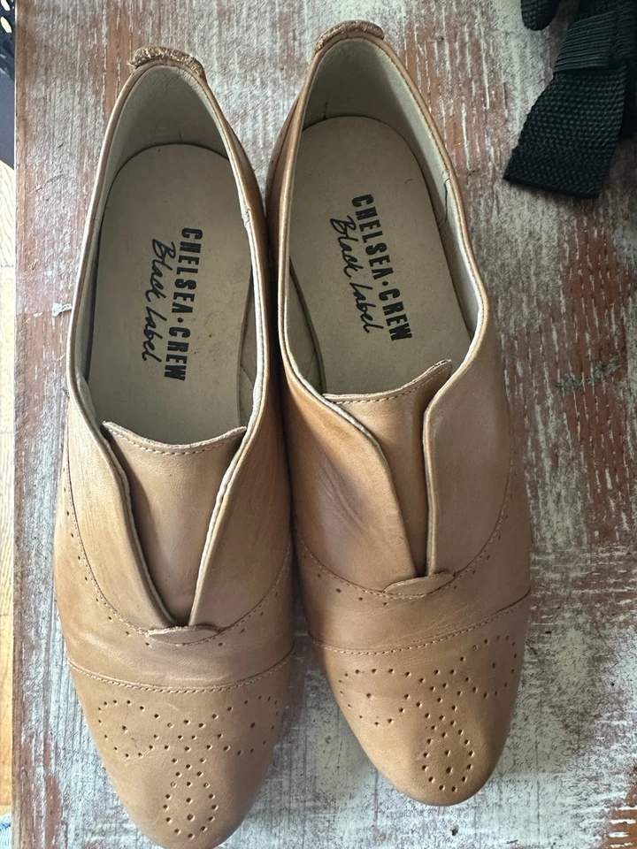 Mocasín Chelsea Crew Black Label Winner bronceado para mujer 7 Foto 1 de 4