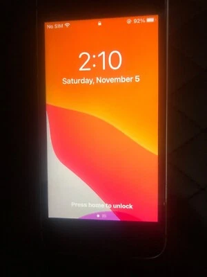 Apple iPhone SE - 16GB - Space Gray (Unlocked) A1723 (CDMA + GSM) - Image 1 of 4