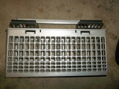 JUEGO DE CESTA DE CUBIERTOS PARA LAVAVAJILLAS KENMORE COMO EN LA FOTO. CESTA MEDIA 13 1/4 PULGADAS Foto 1 de 4