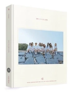 ZWEIMAL DAS erste Fotobuch One in A Million DVD, Fotobuch 310p, Standfoto - Bild 1 von 4