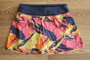 ROCK SPORT Größe Medium Rock mit 5" Shorts darunter ~ TASCHEN - Bild 1 von 9