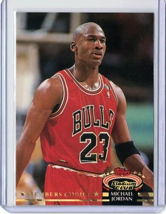 1992-93 Topps Stadium Club - Members Choice Michael Jordan #210 - Picture 1 of 2