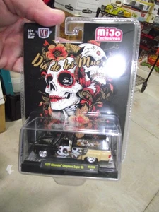 M2 1/64 MIJO dia de los muertos 1977 chevrolet cheyenne super 30 MJS90  NIB - Bild 1 von 1