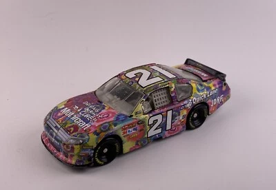 *RARO* 2011 TREVOR BAYNE JDRF MOTORCRAFT FORD FUSION 1/64 NASCAR DIECAST Foto 1 de 3