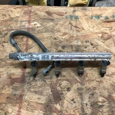 OEM 1998 Honda Civic Fuel Delivery Rail w/ Injector Set Of 4  — 第 1/2 张图片