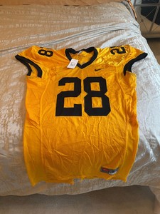 iowa hawkeyes yellow jersey