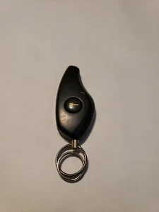 PRESTIGE 1-BUTTON REMOTE TRANSMITTER FCC ID: ELVATFE A1BTX - Picture 1 of 2