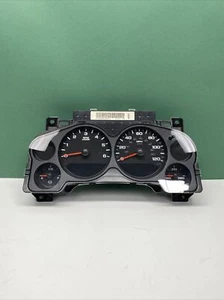 2007-2012 GMC Sierra 1500 Gauge Instrument Cluster Speedometer Odometer 116k OEM - Picture 1 of 11