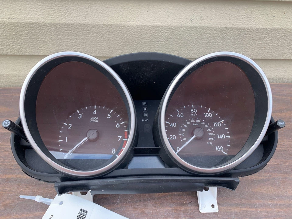 ✅ 2011 Mazda 3 velocímetro fabricante de equipamento original - Imagem 1 de 4