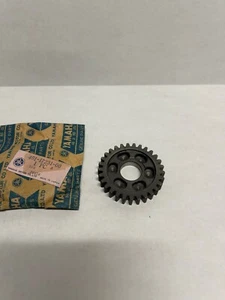 Contraeje Yamaha YZ125 1974-1977 3ª marcha nuevo OEM 401-17231 - Imagen 1 de 3