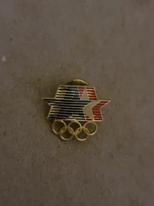1980 Olympics USA Los Angeles Team Pin Badge Flag Stars (JP98-E5000 - Picture 1 of 2