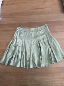 Minifalda plisada verde con forro Le Lis Collection, para mujer talla S, usada - Imagen 1 de 10