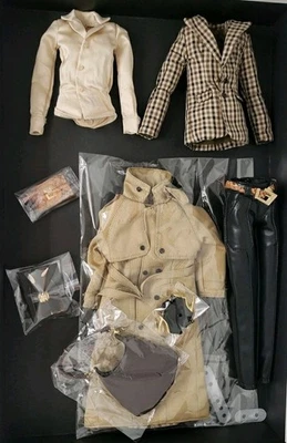 JAEME COSTAS About A Boy SOLO ATUENDO COMPLETO Teddy Vonranson se adapta al cuerpo FR 6.0 Foto 1 de 4