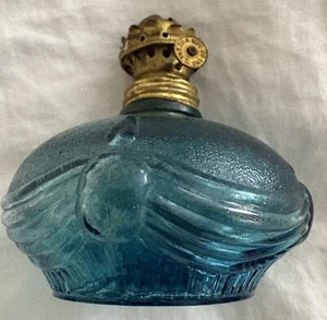 BLUE PATTERN GLASS SMALL OIL LAMP & MATCHING SHADE.2 Pieces. - Picture 1 of 12