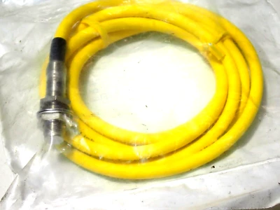 871TM-BH2C12-C2 ALLEN BRADLEY SER "A" PROXIMITY NEW NEW  - Image 1 of 2