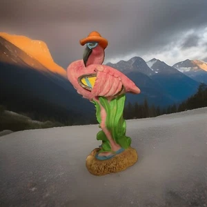 Surfer resin flamingo statue 5x3x2 - Picture 1 of 3