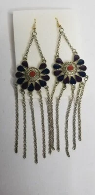 Avon Petal Power Earrings 2012 Mark - Image 1 of 3